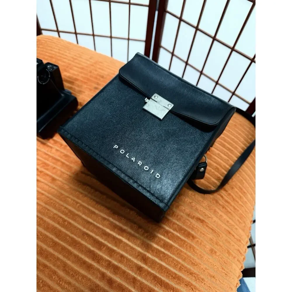 Vintage Polaroid Square Shooter 2 Land Camera Type 88 w/ Original Case 1970s